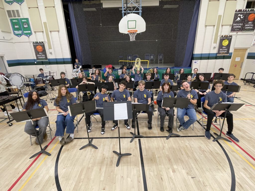 Huntsville High School Band connects with local elementary schools